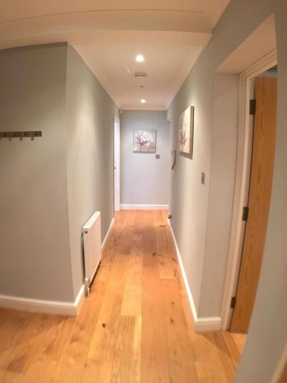 Three Bedroom Apartment By Beautiful Park London Bagian luar foto
